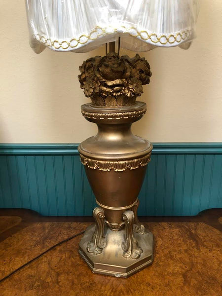 NICE HEAVY CERAMIC LAMP WITH SHADE (WORKS!)