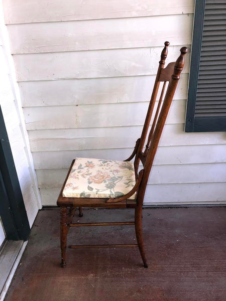 ANTIQUE WOODEN TALL SPINDLE BACK CHAIR