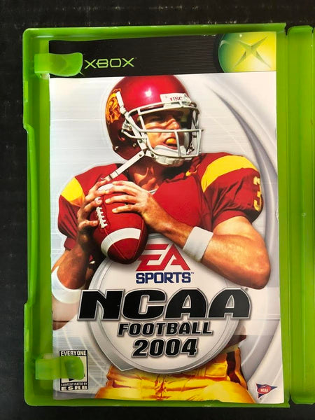 2003 XBOX EA SPORTS NCAA FOOTBALL 2004 (INCLUDES BOOKLET, GAME, AND ORIGINAL BOX