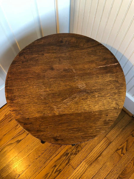 ANTIQUE WALNUT ROUND OCCASIONAL TABLE