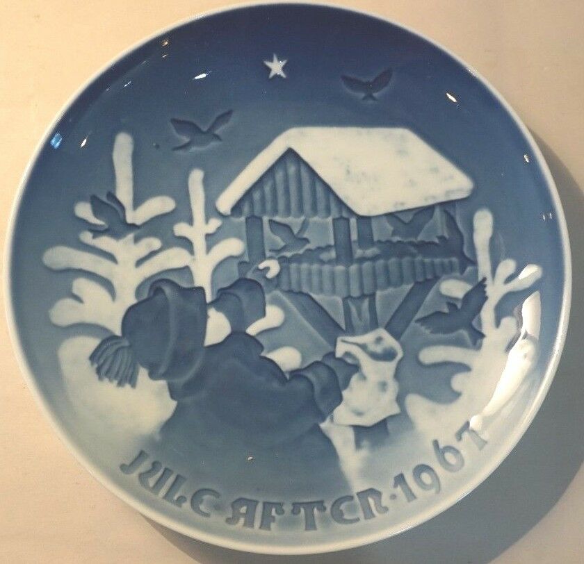 1967, Bing & Grondhal Denmark Jule After Christmas Plate Fuglenes Jul