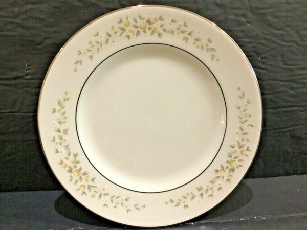 Set of (4) Crown Victoria China Carolyn Pattern Bread & Butter Plates