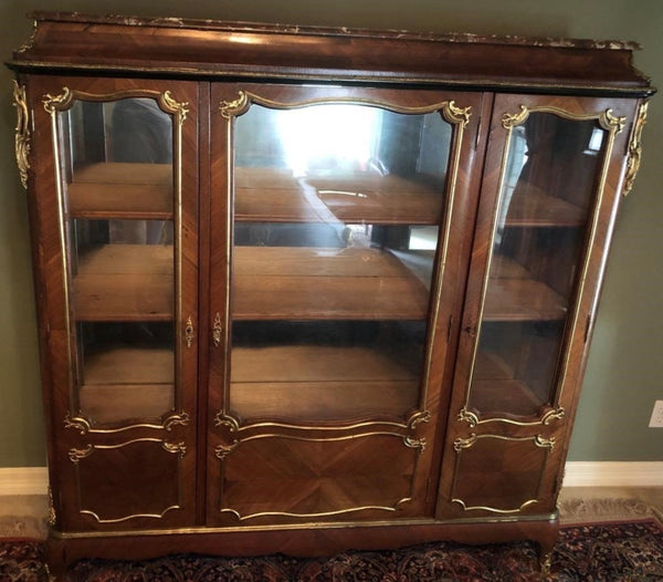 BEAUTIFUL FRENCH STYLE ORNATE DESIGN MARBLE TOP DISPLAY CASE CABINET