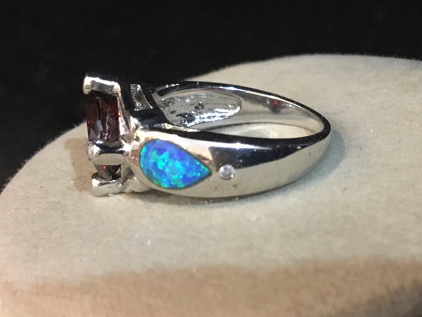 Sterling Silver Ring .925 With Garnet And Opals Size 7