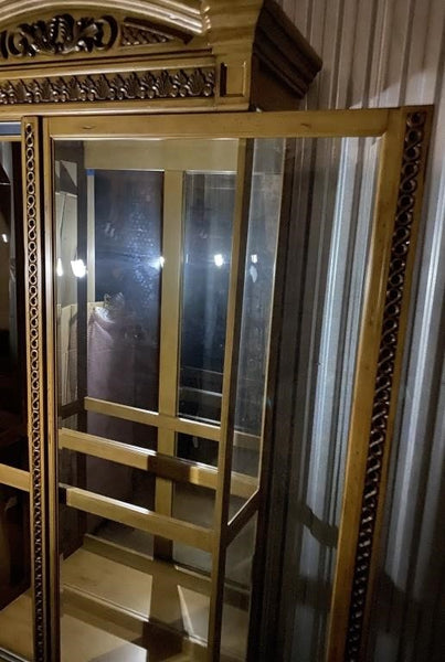 BEAUTIFUL LIGHTED DISPLAY CABINET WITH SLIDING FRONT DOOR