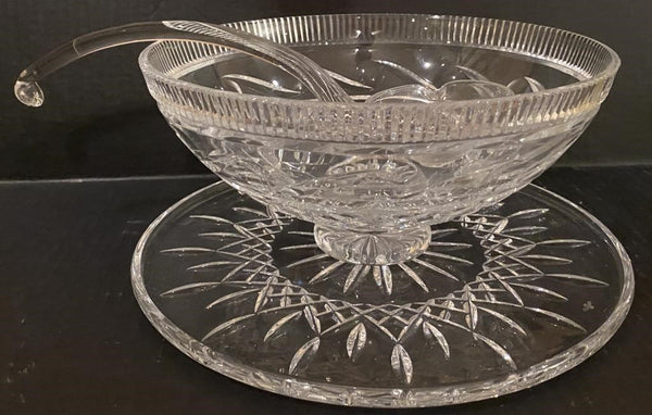 WATERFORD CRYSTAL GLASS PUNCH SERVING BOWL, PLATTER AND GLASS LADLE